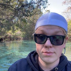 Meet your Posher, Kyle